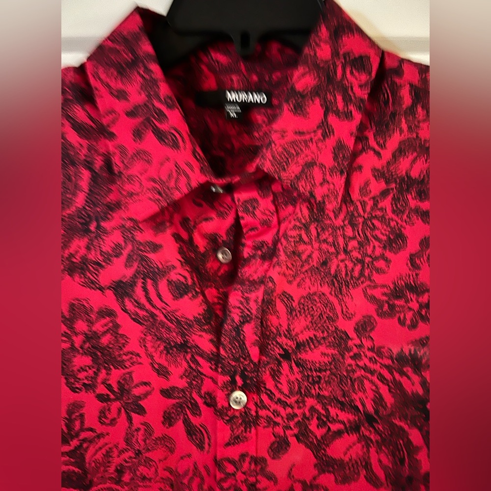 Murano red flowered short sleeve shirt.